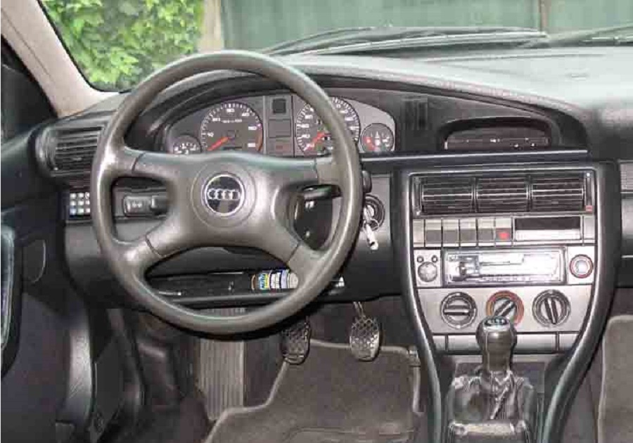 Audi 100 1990 - Cars evolution