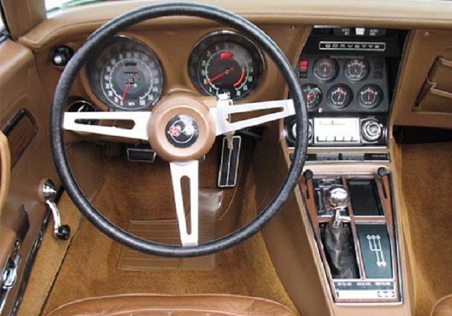 Chevrolet Corvette 1968 Interior.