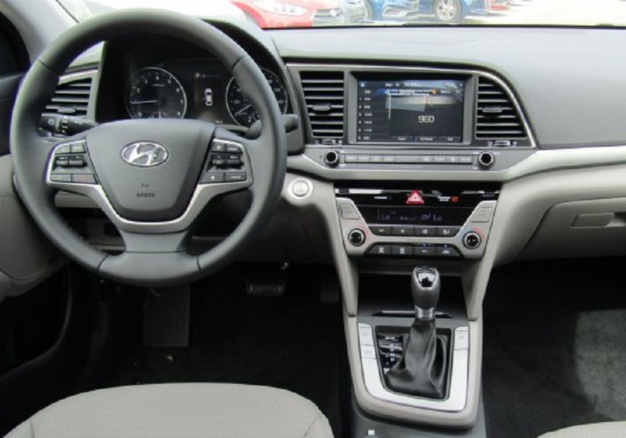 Hyundai Elantra 2015 Cars Evolution