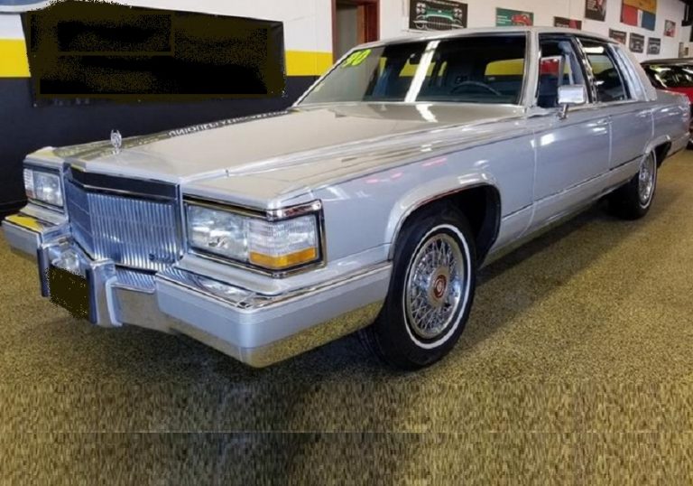 Cadillac brougham 1990