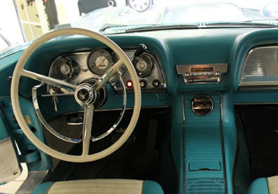 Ford Thunderbird 1958