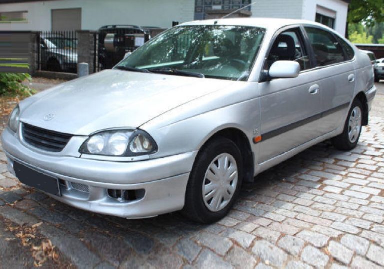 Toyota avensis 1997